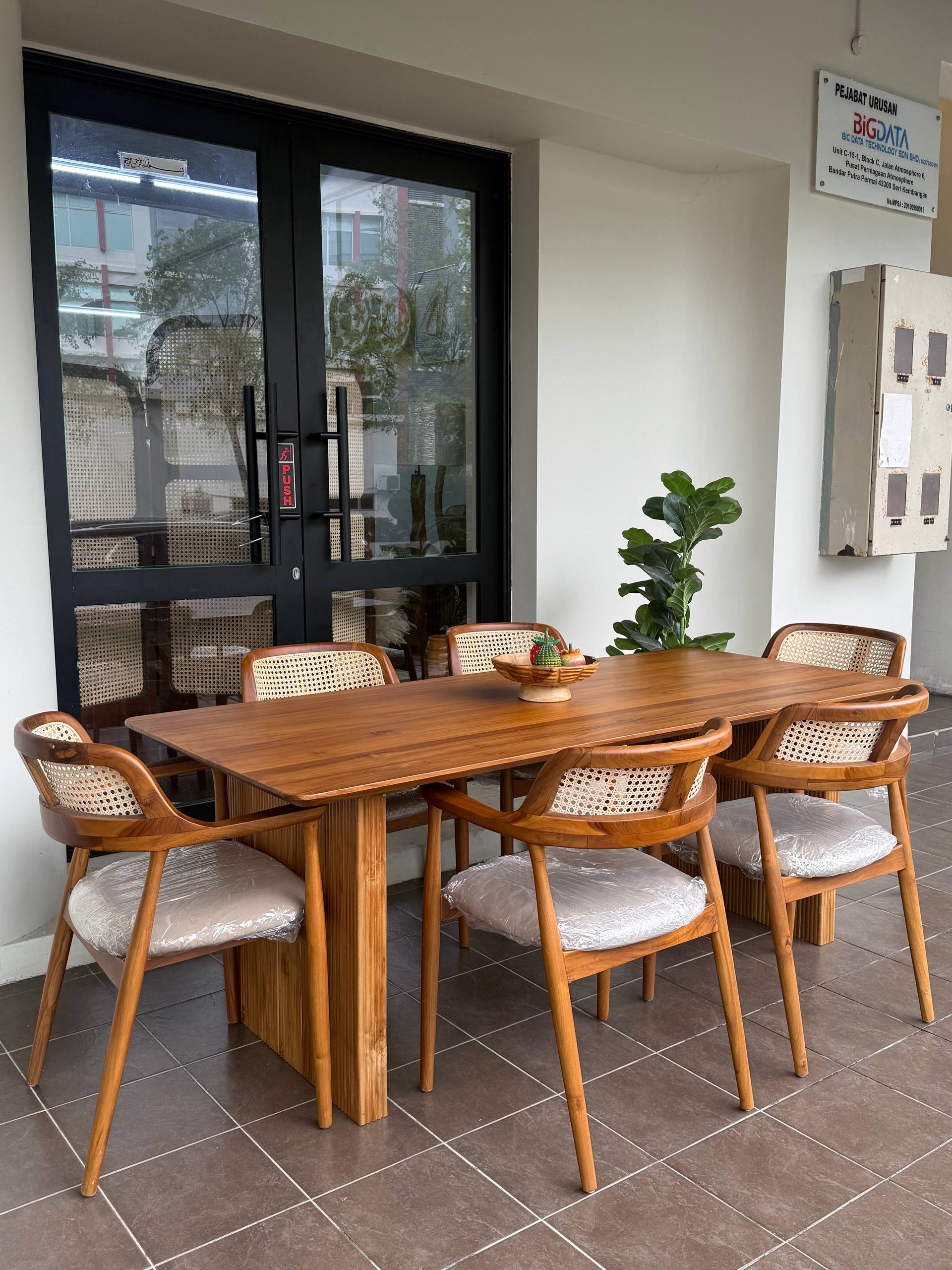 Solid Teakwood Fluted Dining Table Set with Natural Rattan Arm Chairs | 6 Seater Dining Set | Japandi Dining Furniture (90x200cm)