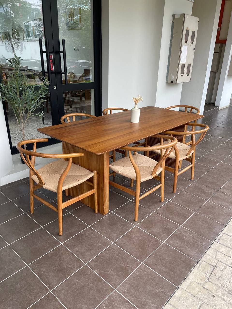 Solid Teakwood Dining Table Set with Wishbone Chairs | 6 Seater Wooden Dining Set | Scandinavian Japandi Dining Furniture (90x200cm)