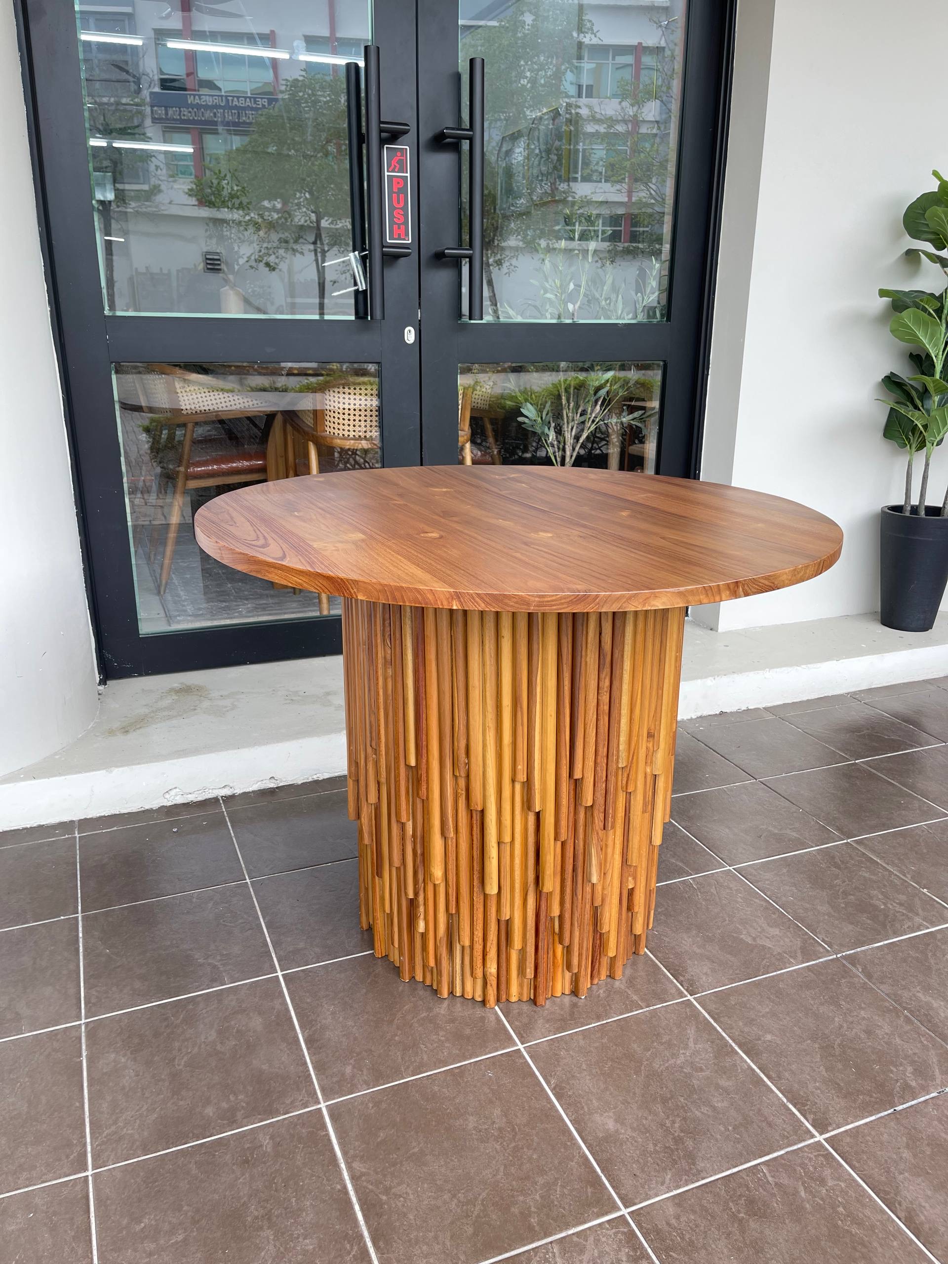 Solid Teakwood Round Dining Table | Fluted Pedestal Base | Modern Dining Table | 100cm